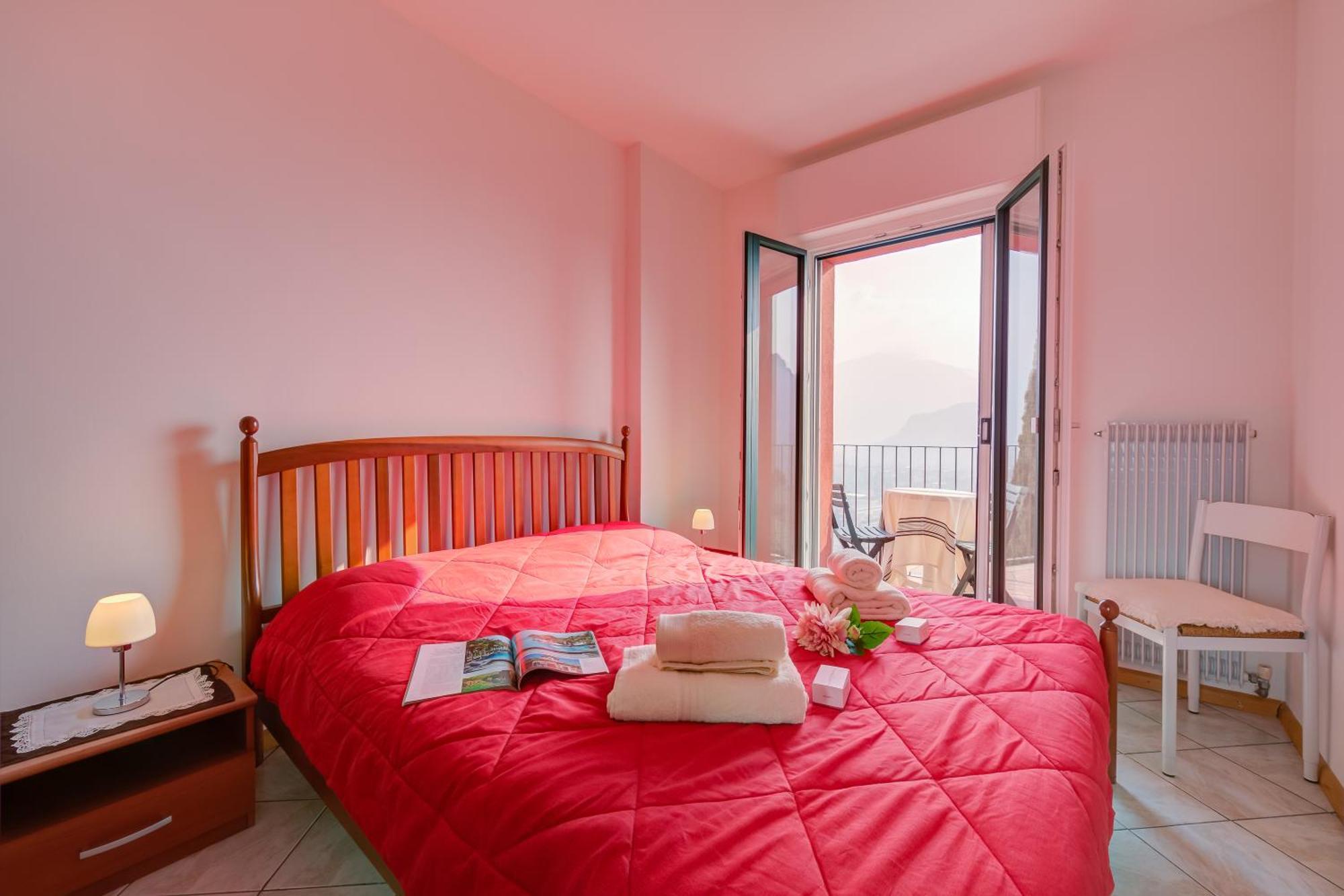 Lake View Dom-Us Apartment - Happy Rentals Riva del Garda Eksteriør bilde