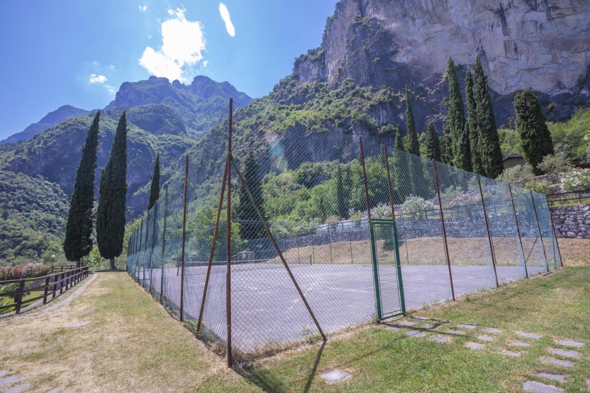Lake View Dom-Us Apartment - Happy Rentals Riva del Garda Eksteriør bilde